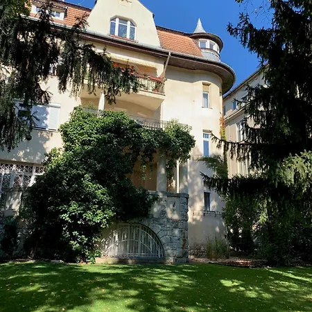 Διαμέρισμα Superb 60 Sqm Terrace In The Greens Of Buda Centre *