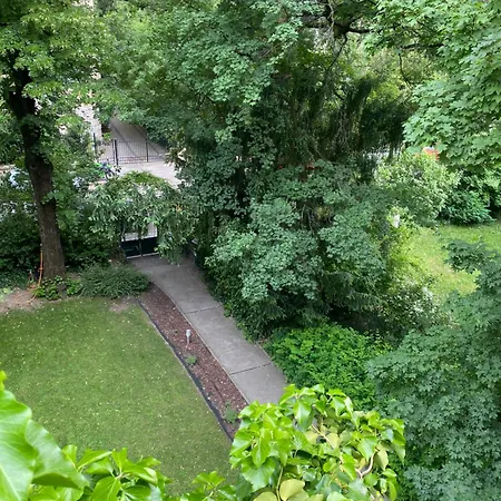 Superb With 40 Sqm Terrace In The Greens Of Buda Centre Budapest