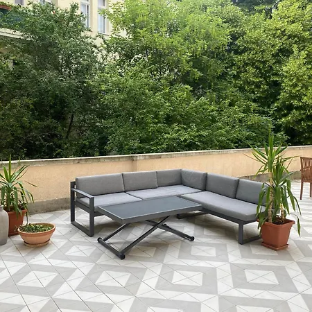 Superb With 40 Sqm Terrace In The Greens Of Buda Centre Budapest