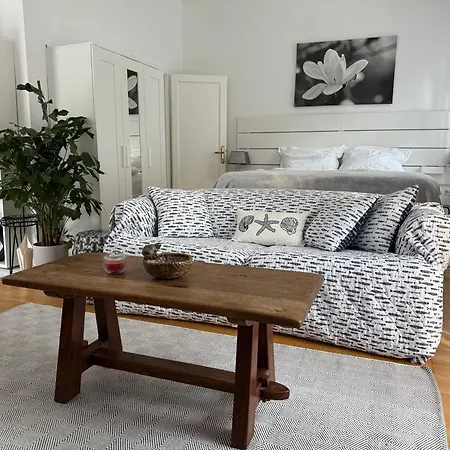 Superb With 40 Sqm Terrace In The Greens Of Buda Centre Apartment *