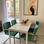 아파트 Superb 40 Sqm Terrace In The Greens Of Buda Centre *
