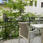 Superb 40 Sqm Terrace In The Greens Of Buda Centre *